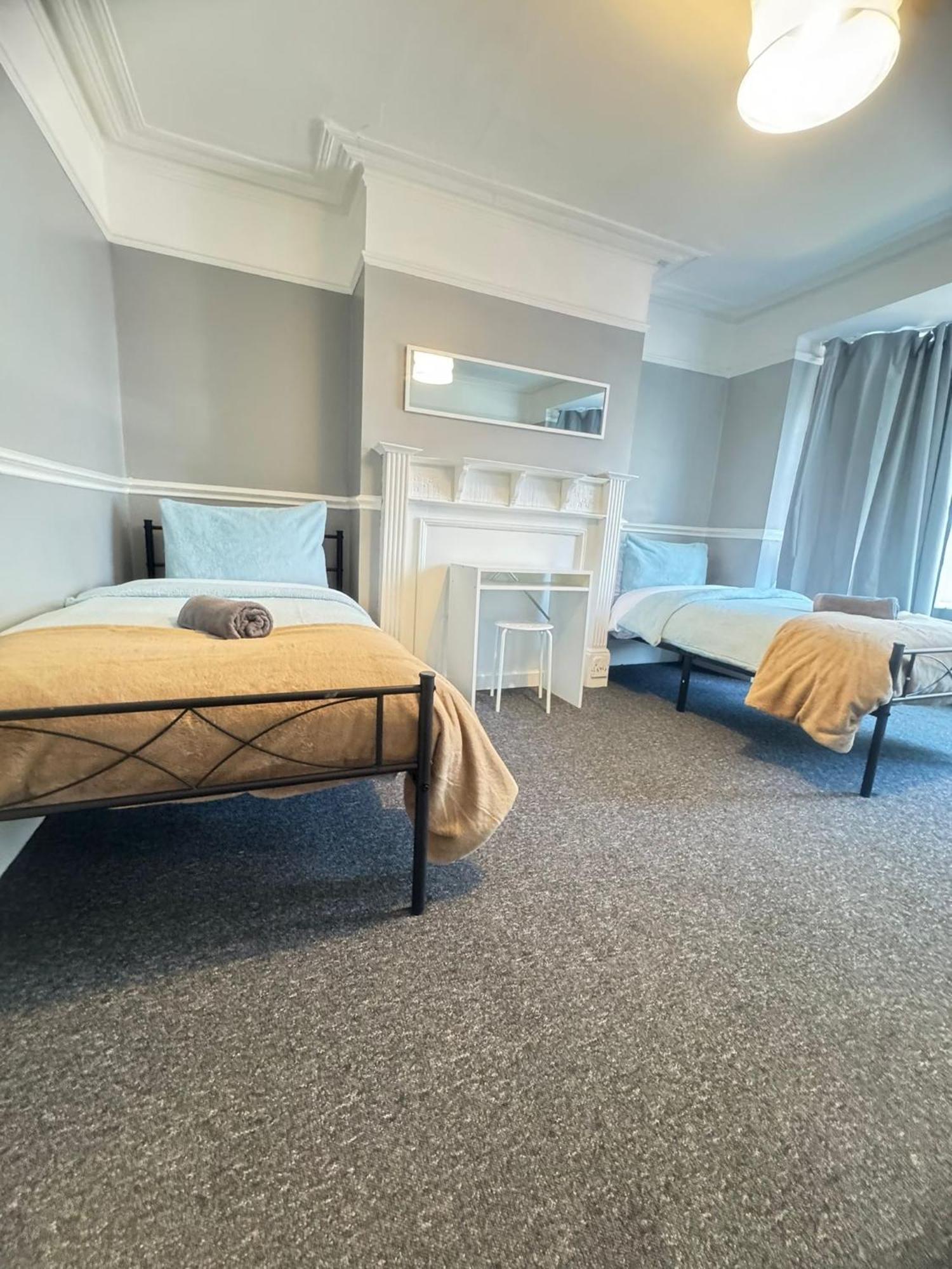 Shirley House 6, Guest House, Self Catering, Self Check In With Smart Locks, Use Of Fully Equipped Kitchen, Close To City Centre, Ideal For Longer Stays, Excellent Transport Links Southampton Eksteriør billede