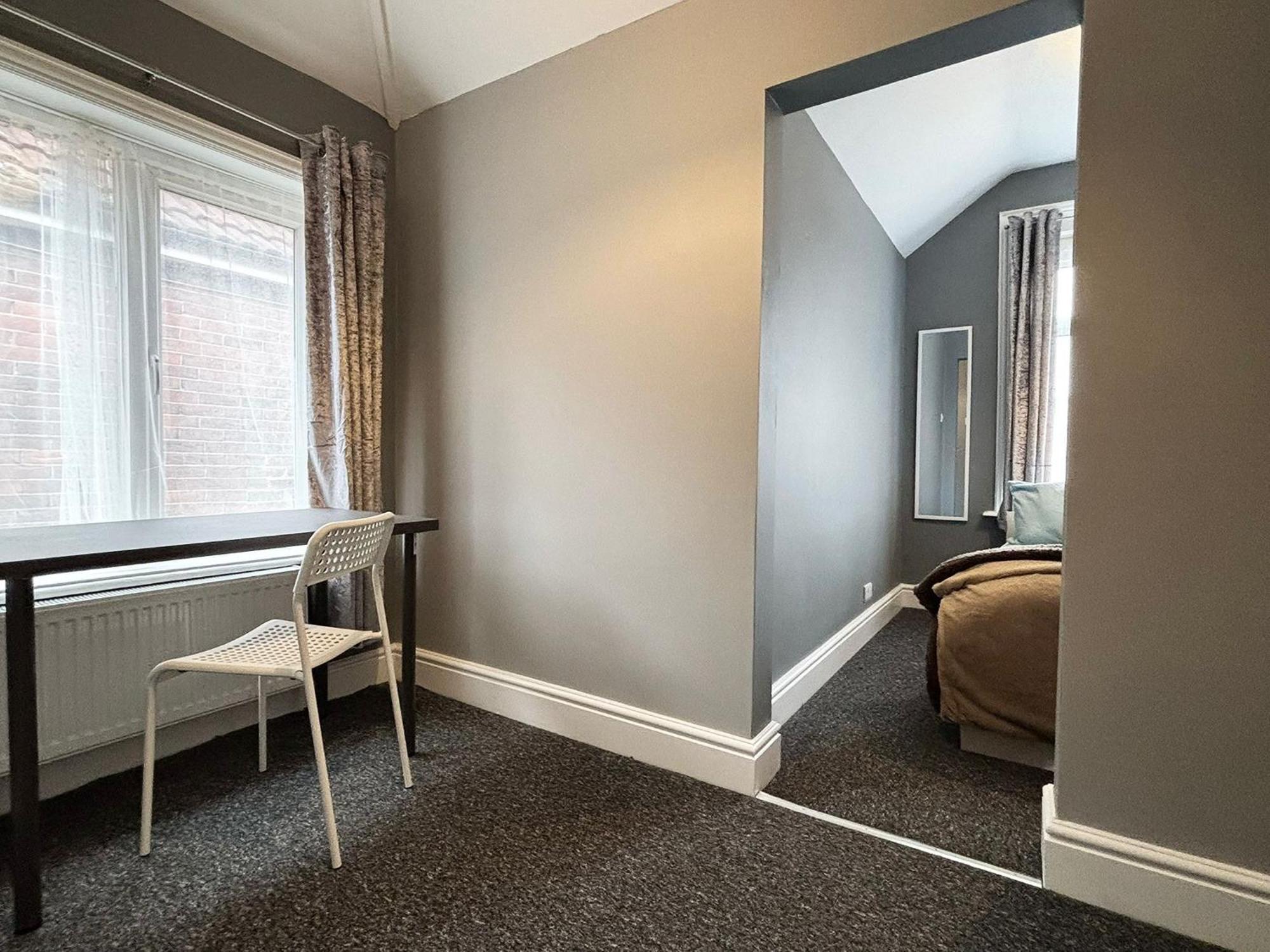 Shirley House 6, Guest House, Self Catering, Self Check In With Smart Locks, Use Of Fully Equipped Kitchen, Close To City Centre, Ideal For Longer Stays, Excellent Transport Links Southampton Eksteriør billede