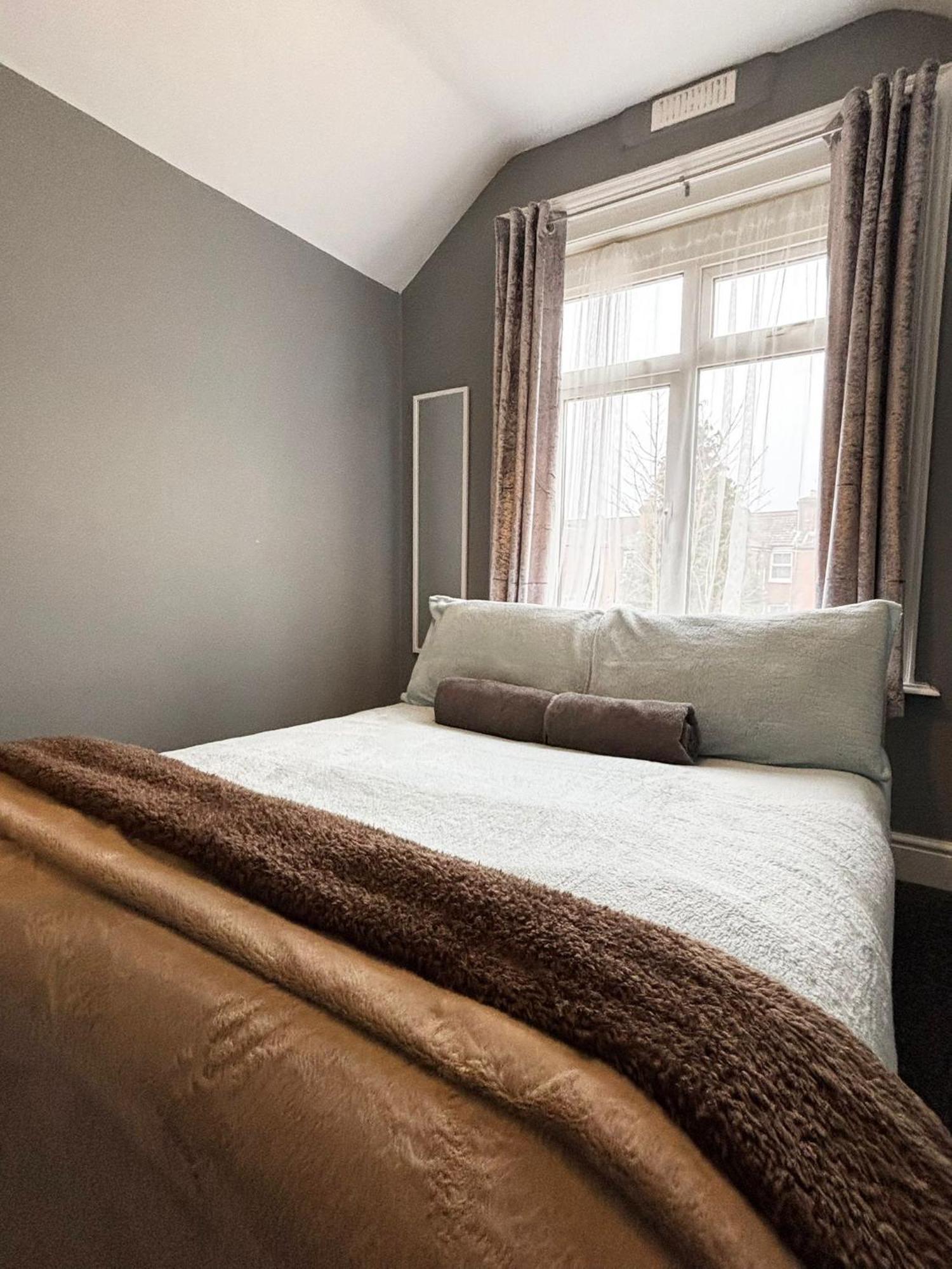 Shirley House 6, Guest House, Self Catering, Self Check In With Smart Locks, Use Of Fully Equipped Kitchen, Close To City Centre, Ideal For Longer Stays, Excellent Transport Links Southampton Eksteriør billede